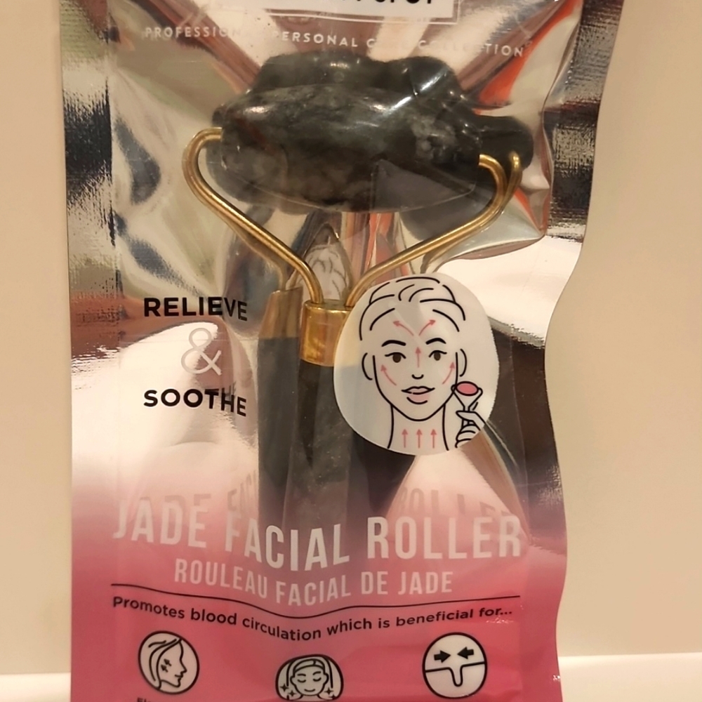 Jade Facial Roller